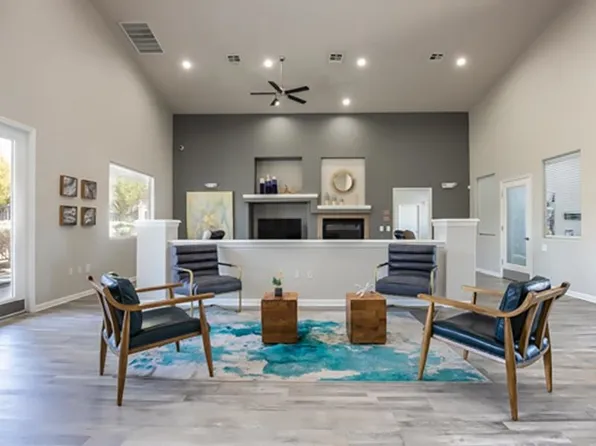 Silvercreek Apartments