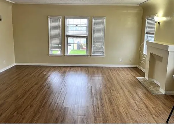 1310 W 83rd St APT 2, Los Angeles, CA 90044