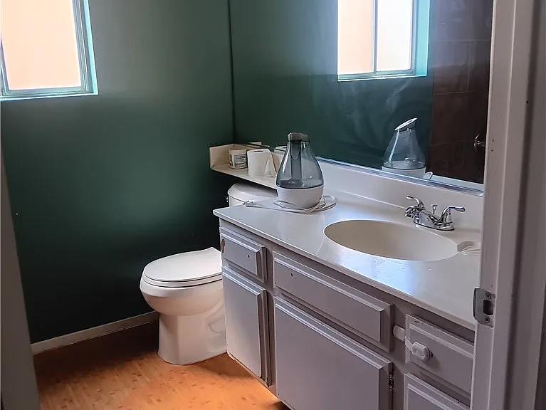 121 Logansberry Ln — Photo 16