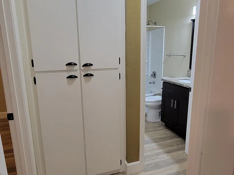 222 S Lincoln Ave S #7 — Photo 19