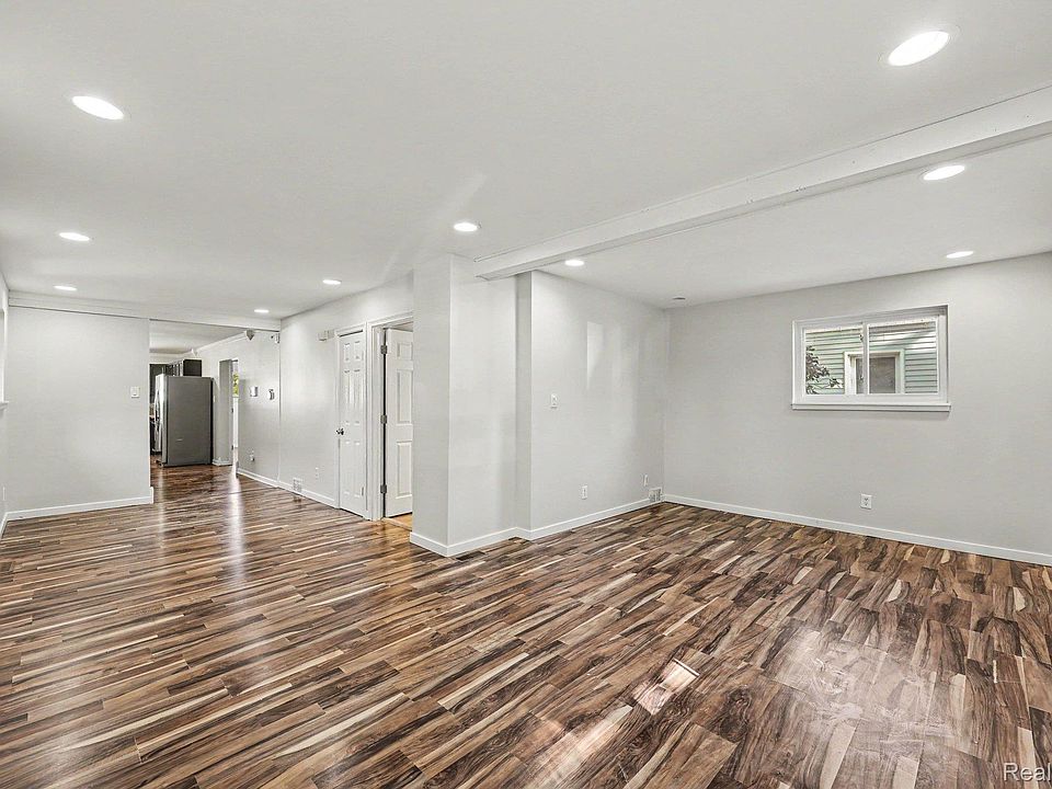237 Pleasant St, photo 5