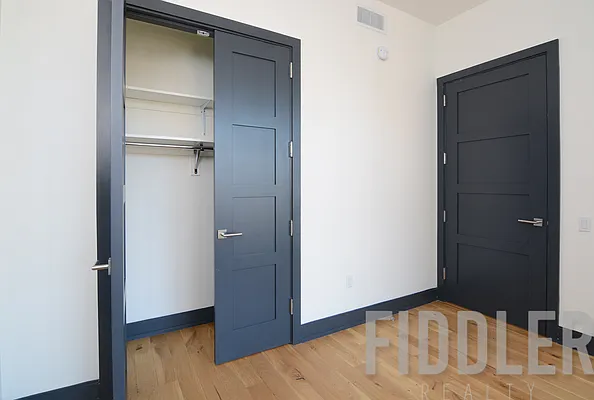 Rented by The KCI Group | media 4