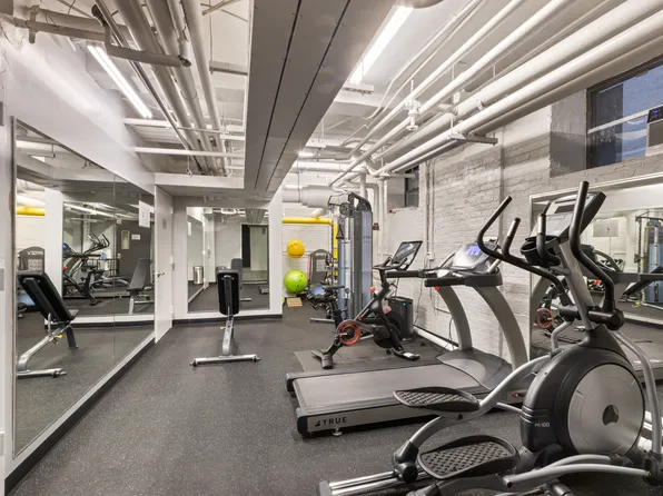 255 West 84th Street image 29 of 31