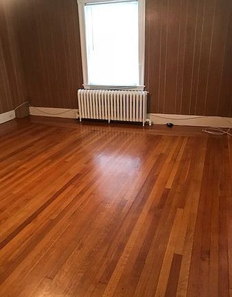 2nd image of 40 Park Ave #1