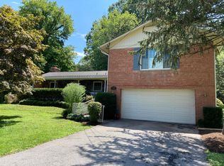 6006 Tilden Ln, Rockville, MD 20852