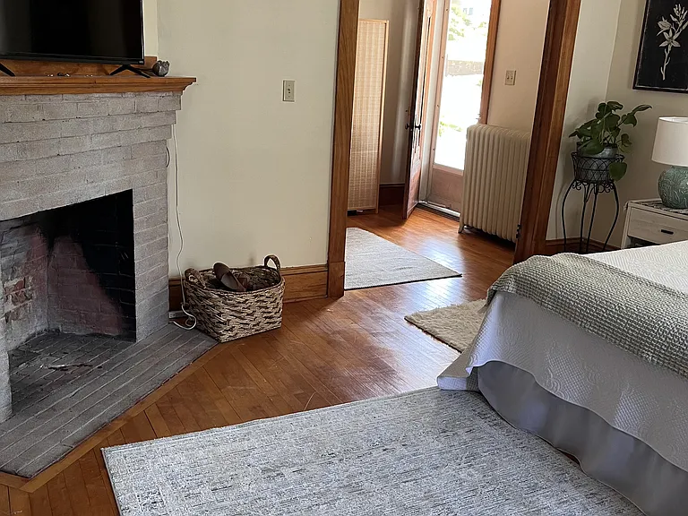 59 Riddell St #1 — Photo 8