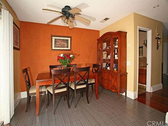 4th image of 450 Carriage Dr #397