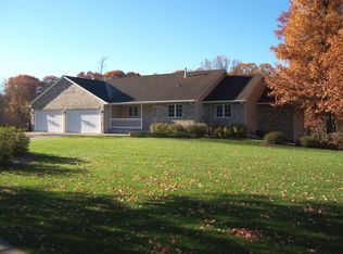 20770 Aztec St NW, Oak Grove, MN 55303