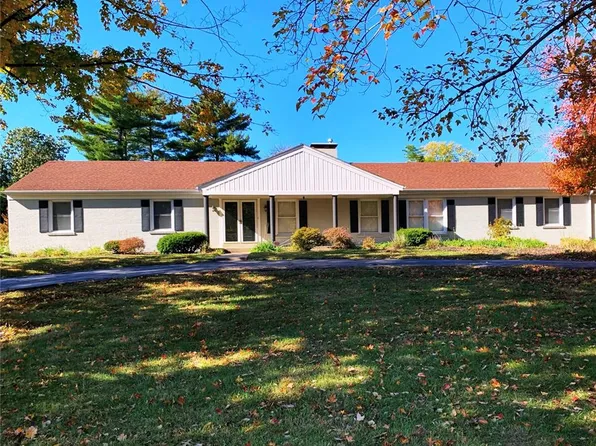 2235 N Ballas Rd, Saint Louis, MO 63131