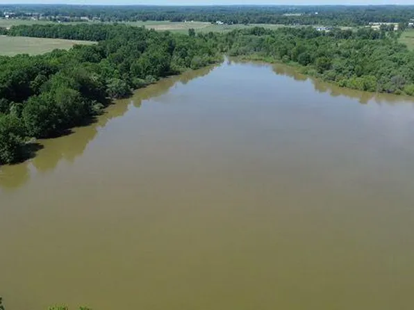 1 Mowatt Rd, North Branch, MI 48461