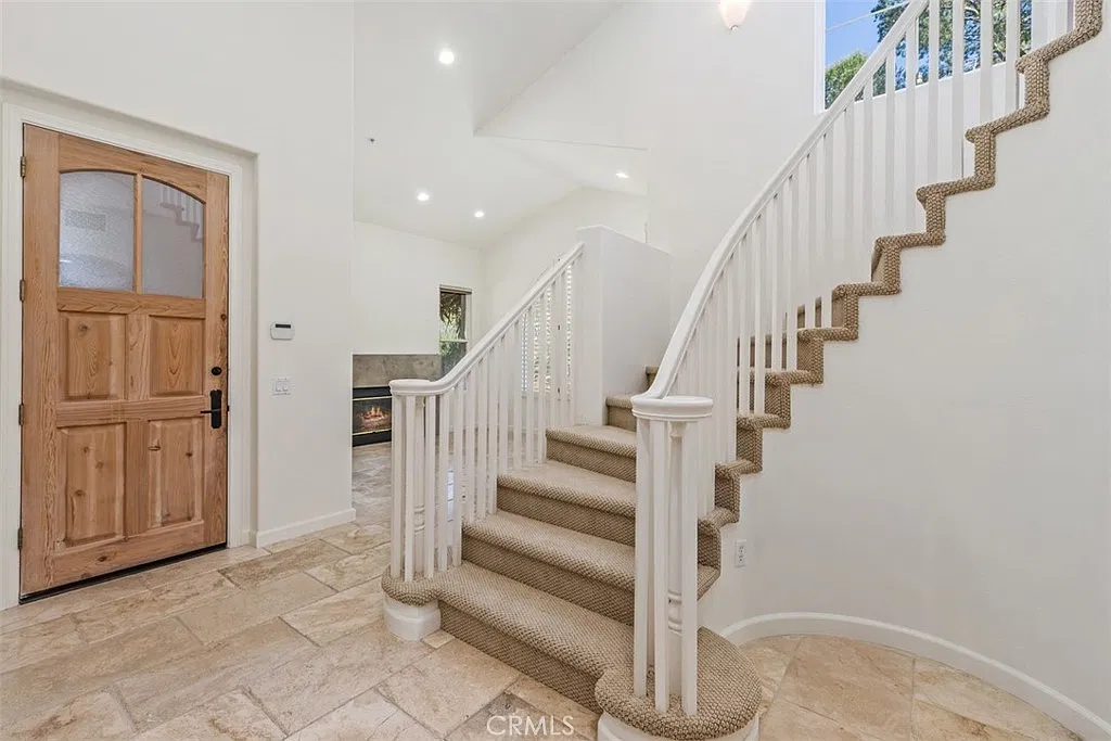 3 bed, 1625 sqft, $6,500 — Photo 3