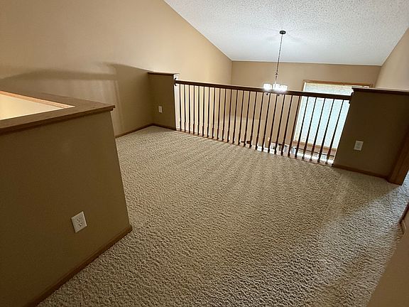 5th image of 6824 Pine Crest Trl S