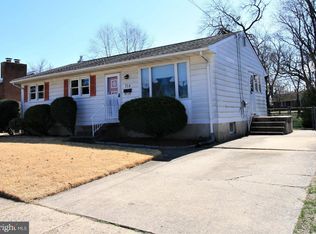 714 Bem St, Riverside, NJ 08075