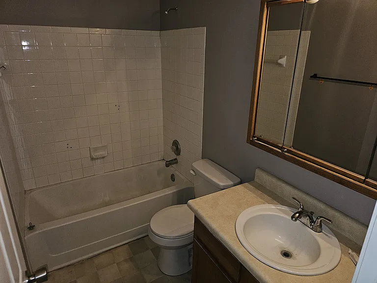 9817 Traditions Ln — Photo 19