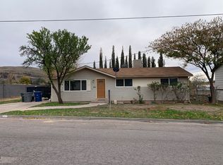 180 E 860 N, Hurricane, UT 84737