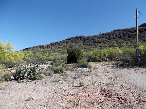 4th image of 2323 W Old Ajo Way