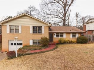 1422 Pennel Dr, Morrow, GA 30260