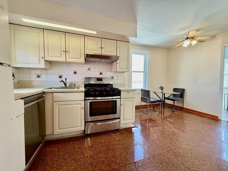 2nd image of 150 Academy St #2