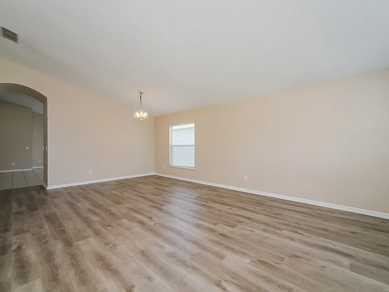 17100 Woodcrest Way — Photo 4