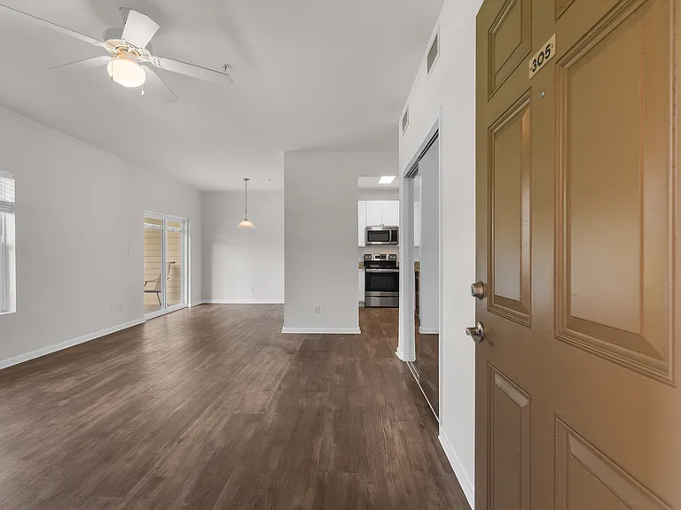 1701 E 1st St #305 — Photo 4