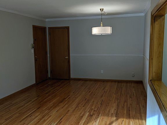3rd image of 1045 Cleveland Ave S APT 7