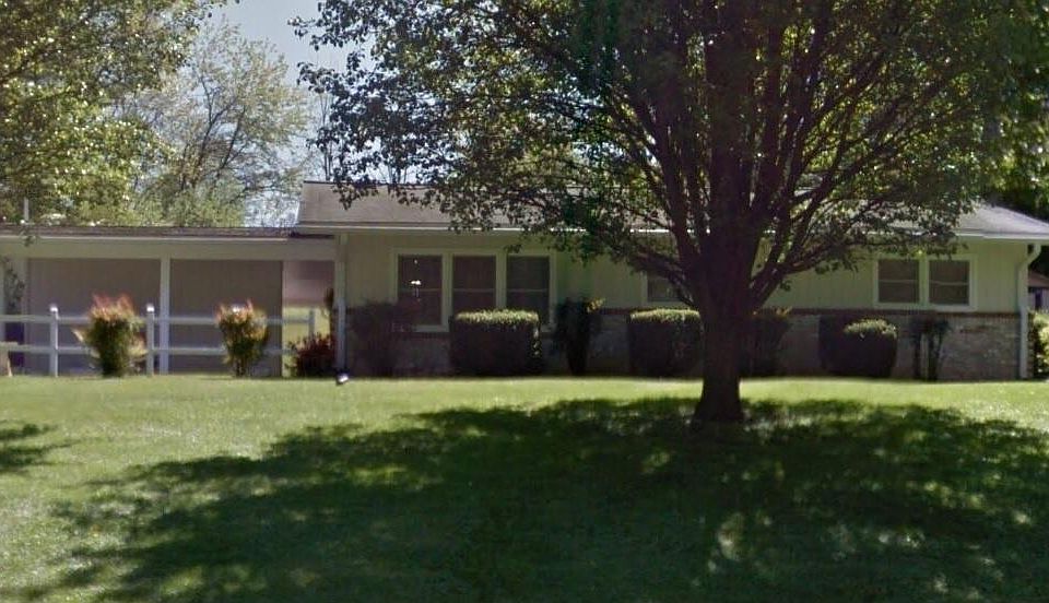 1st image of 705 Woodhaven Dr