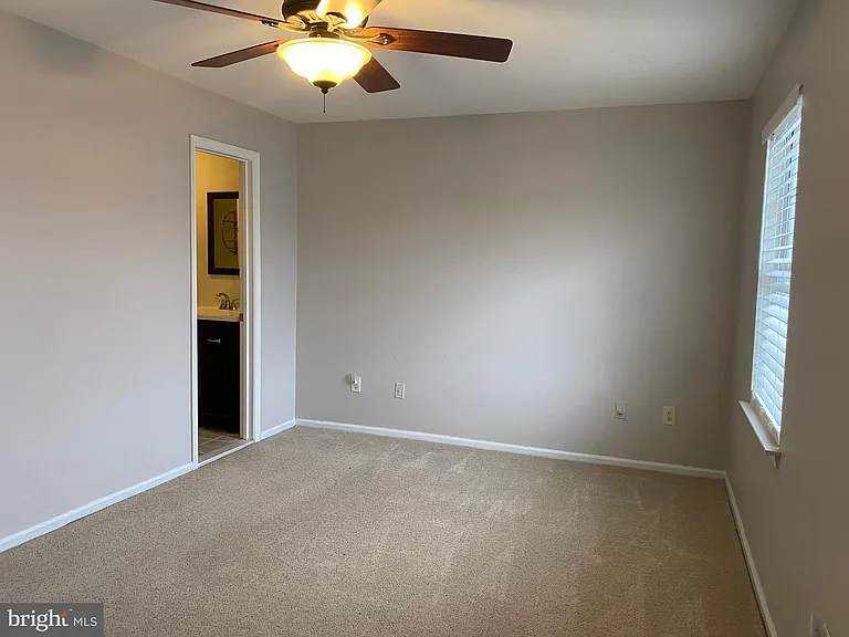 9 Revere Pl — Photo 11