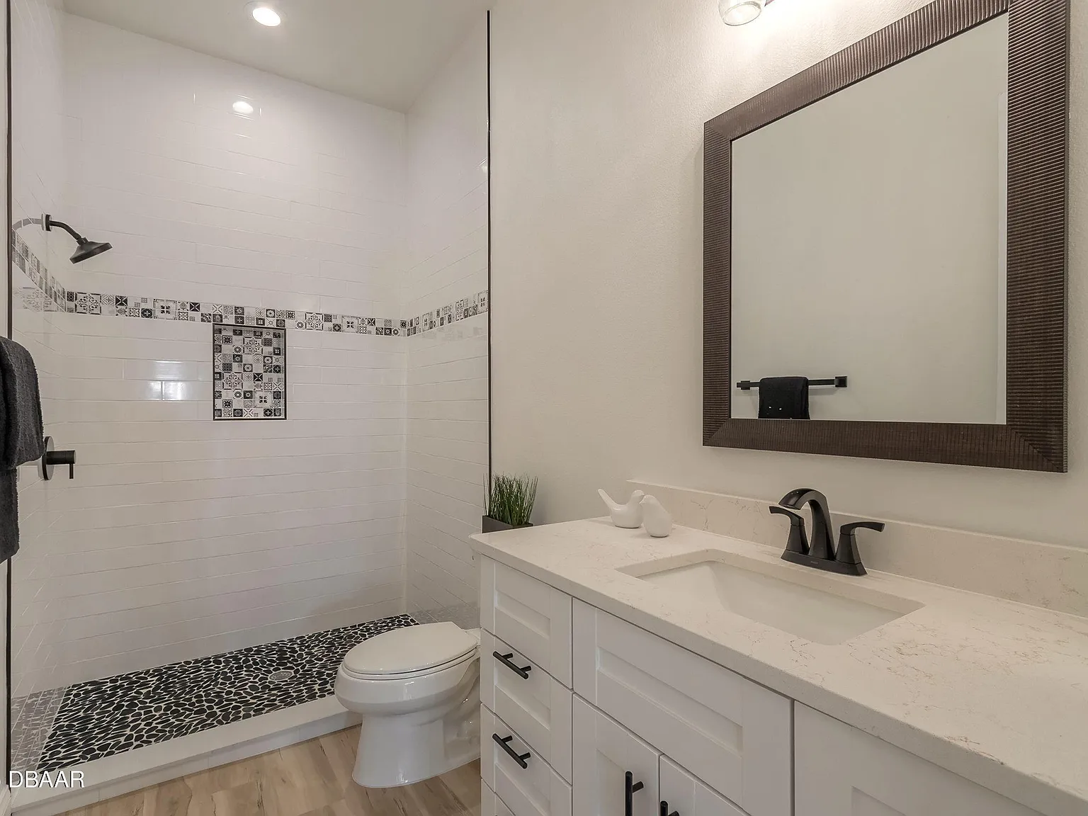 5 bed, 4.0 bath, 3406 sqft, $4,500 — Photo 4