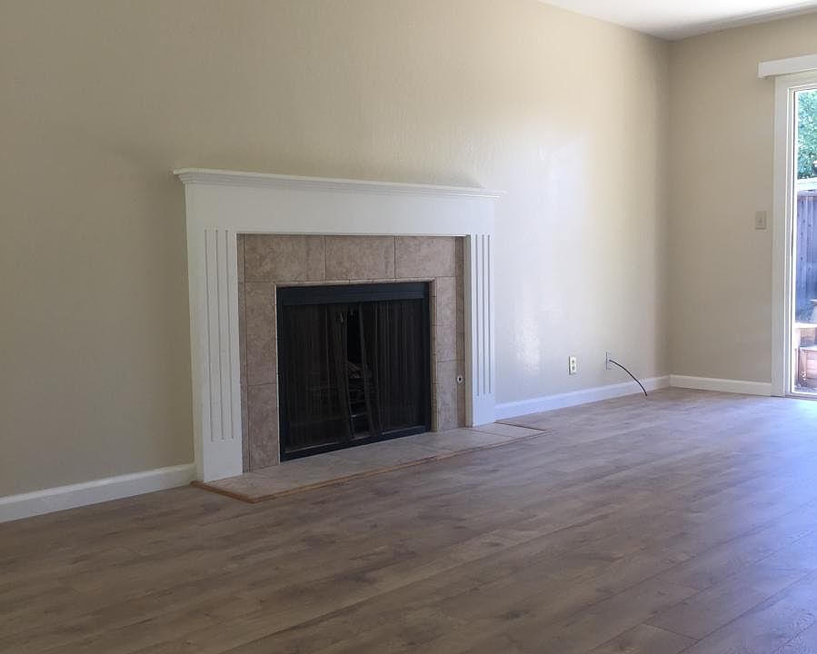 1st image of 848 Coolidge Ave