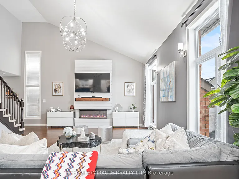 589 Sales Dr — Photo 27