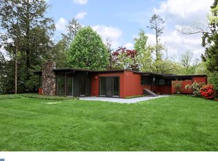 9 Orchard Cir, Princeton, NJ 08540