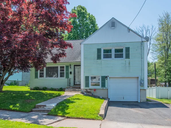 19 Bates Street, Hartford, CT 06114