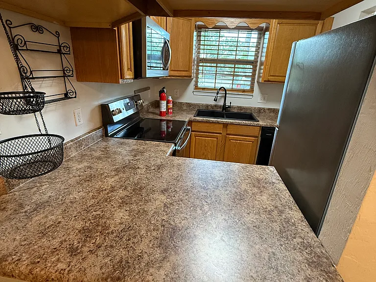 1108 Greentree Ct #C — Photo 12