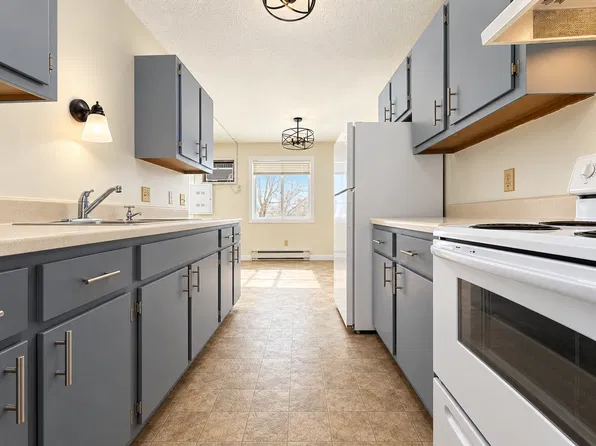 Eastown - 365-395 2nd Ave NE, 365-395 2nd Ave NW #365-5, Wells, MN 56097