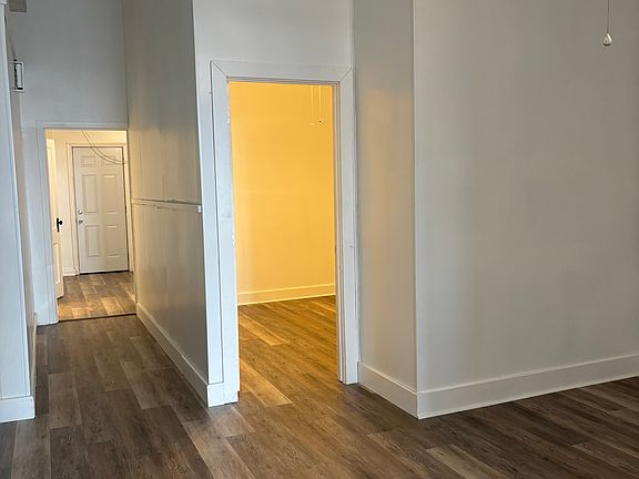 4th image of 31 N Main St #4