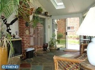 135 Wyndmoor Rd, Havertown, PA 19083