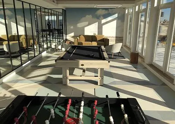 Rented by Brooklyn Group | media 99