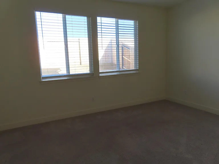 6771 Lookout Peak Dr — Photo 43
