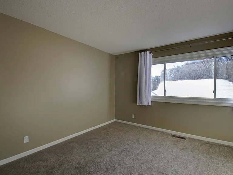 Huge window for lots of sunlight