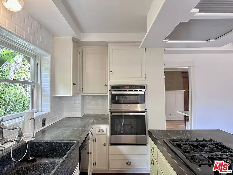 2216 Meade Pl — Photo 43