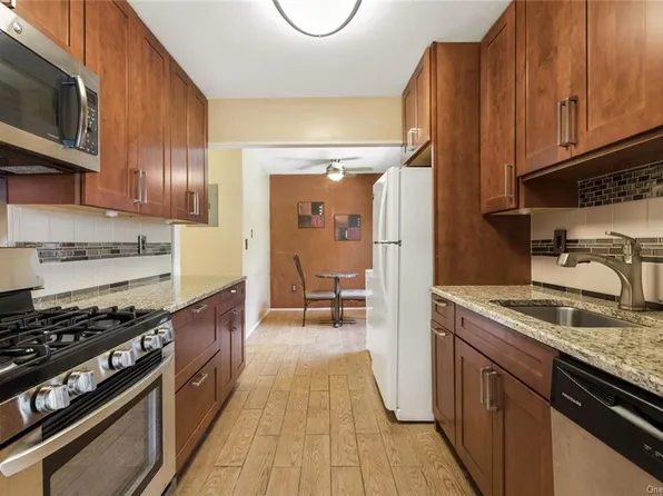7H C Church La Valley #C, Valley Cottage, NY 10989