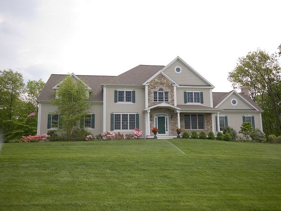 Immaculate Home & Grounds!