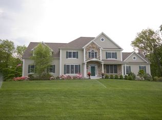 30 Autumn Rdg, Berlin, MA 01503