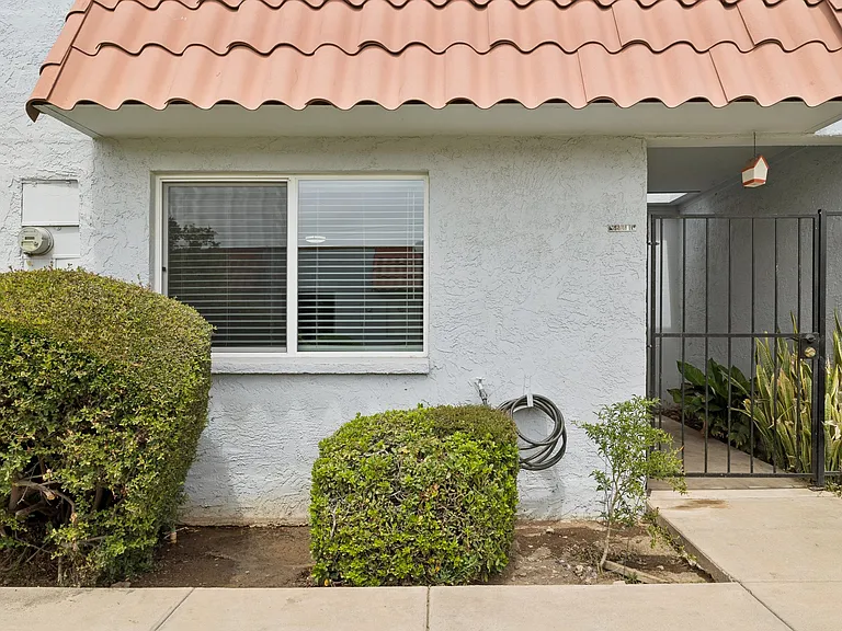 6816 N 35th Ave N #F — Photo 4