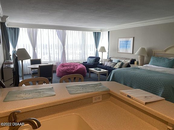 5th image of 2700 N Atlantic Ave #1101