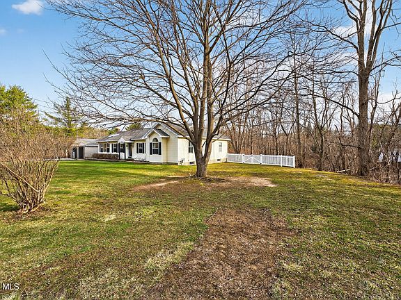 3rd image of 169 Bozenkill Road