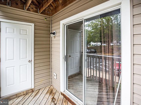 4th image of 33 Fern Oak Cir #33200