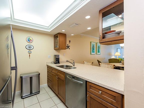 5th image of 610 Donax St Unit 132
