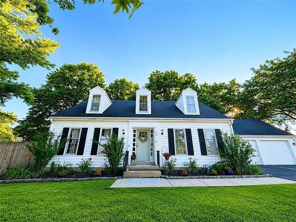 1st image of 200 Percy Ln