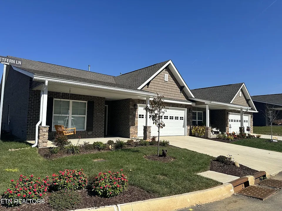 661 Snowflower Cir